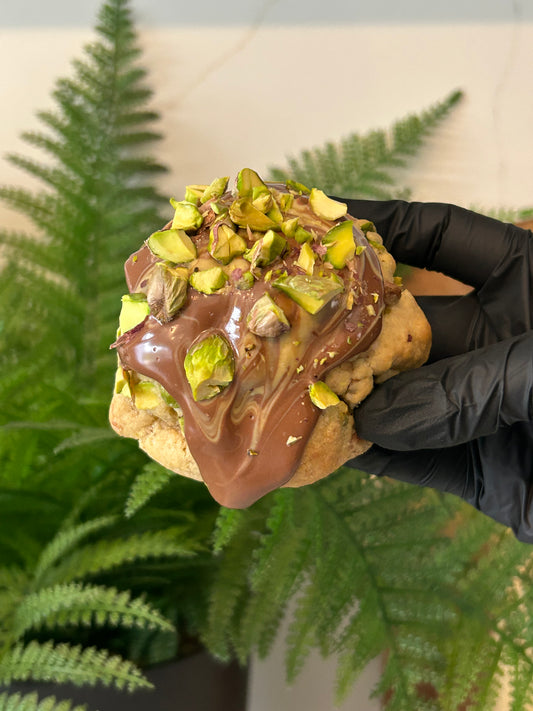 Pistachio & Nutella NYC Cookie