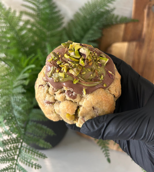 Dubai Milk Choc Pistachio NYC Cookie